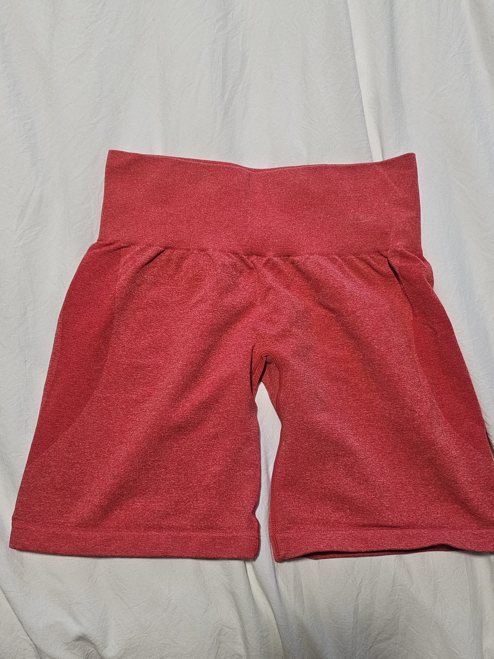 NVGTN candy apple scrunch seamless shorts